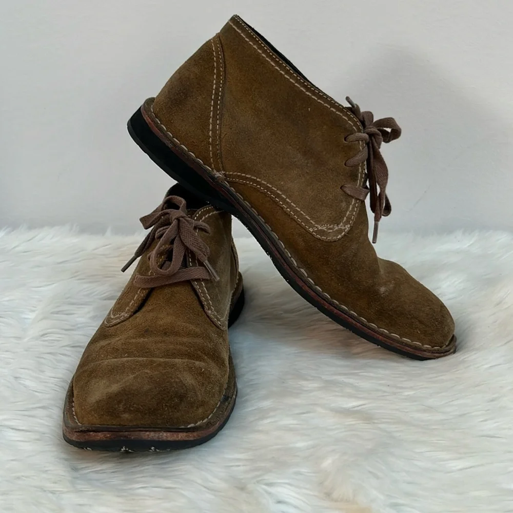 John Varvatos Men Brown Distressed Suede Chukka Boots Size 8M Lace Up Ankle